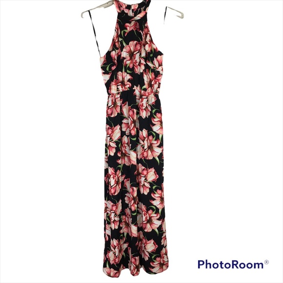 one clothing Dresses & Skirts - One clothing floral ruffle maxi dress